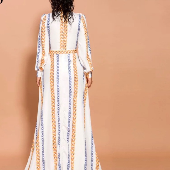 NWT long sleeves chain print dress - Picture 3 of 3